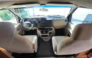 2019 Winnebago Minnie Winnie 31K