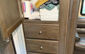 2019 Dutchmen RV Coleman Lantern Series 285BH RV rental photo 23