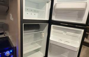 2020 Freedom Express Select 29SE RV rental photo 3