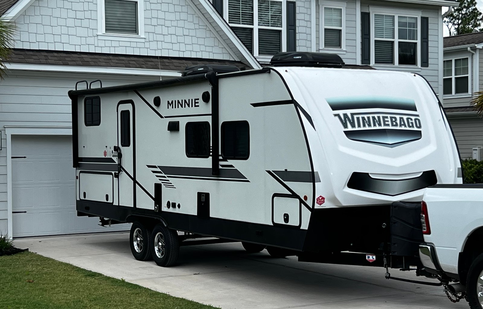 2021 Minnie Winnie with Full Size Bunks!