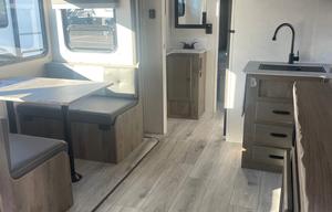 New 2023 Surveyor Bunkhouse with 4 bunks