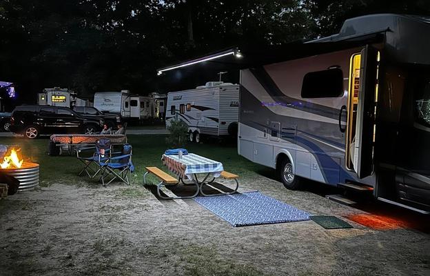 Luxury 2021 Tiffin Wayfarer - Try RV Life in Style