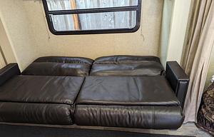 2018 Winnebago Micro Minnie 2106FBS