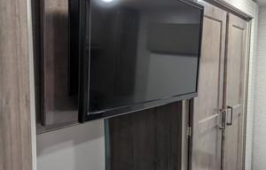 2020 Class C RV – Sleeps 8, Family-Friendly