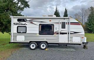 Chill II 2013 Forest River RV Cherokee 17BHC,