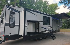 Spacious 5th Wheel | Family Adventures Await!