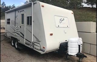2004 Coleman The Highlander Series Avalon RV rental photo 1