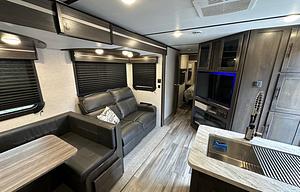 2022 Cruiser Aire 33BHB - Big Family RV Rentals