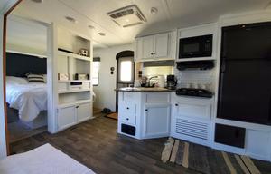 2016 Keystone RV Hideout 242LHS