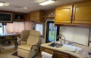 2008 Terra 34n RV rental photo 13
