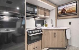 2022 Grand Design Imagine XLS 23BHE