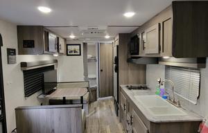 22 Fam&Pet Friendly GulfStream 248BH