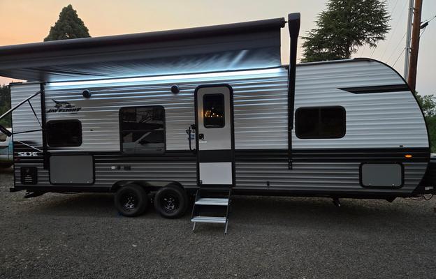 Brocks bunk house