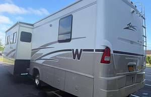 2003 Winnebago Adventurer 37F RV rental photo 7