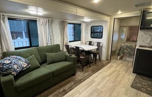 2017 Grand Design Imagine 2800BH