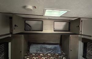 2024 Sunset Park RV Sun-Lite 18RD RV rental photo 13