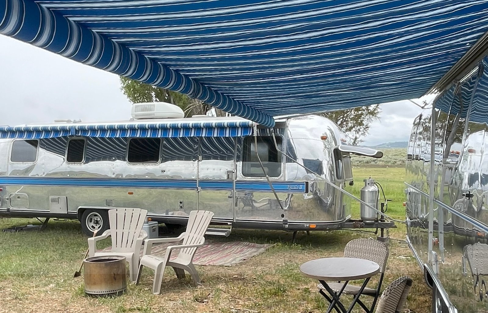 SilverStays 1981 Airstream Excella *DELIVERY ONLY*