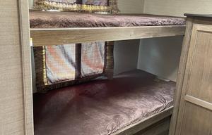 Fully Furnished, loaded RV-Bunkhouse!