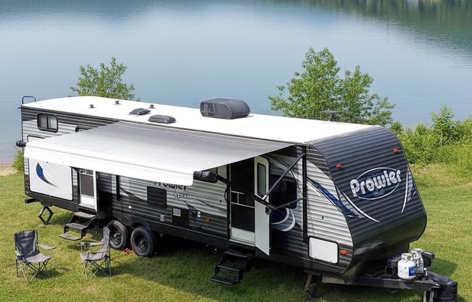 Fireside RVs Heartland Prowler Lynx 31LX Bunkhouse