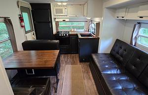 Newly Renovated Flagstaff Travel Trailer