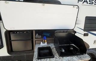 Bunkhouse/Outdoor Kitchen-Sleeps 8-Delivery Avail