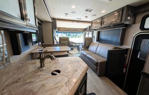 2019 Holiday Rambler - Admiral 32S