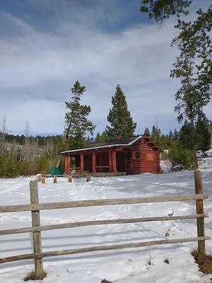 001, Loop: AREA HIGH RYE CABIN