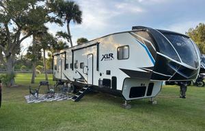 2022 XLR Boost 36TSX16 RV rental photo 11