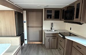 Brand New Just for YOU! 2025 Grand Design Sleeps 8