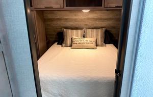2021Crossroads Sunset Trail,  2 bathrooms, lg bunk
