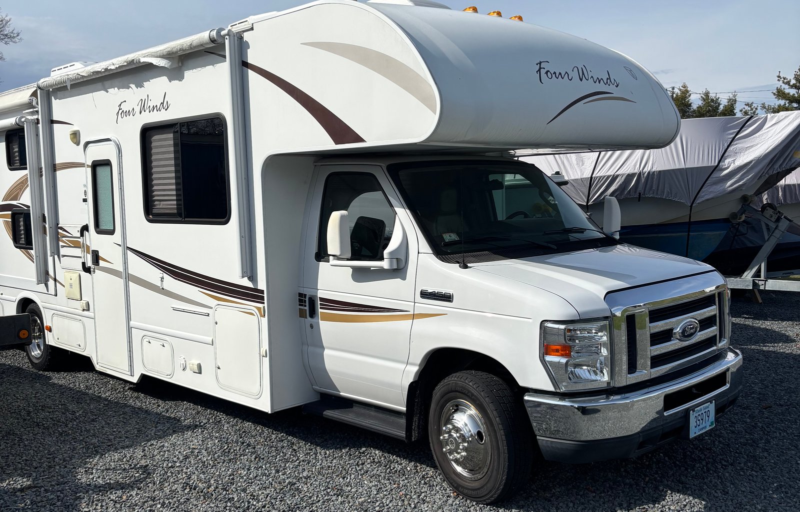 2014 Thor Motor Coach Four Winds 31E Bunkhouse