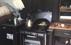 Winter Ready 4x4 Sprinter 2500 w Starlink option