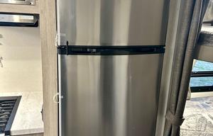 2024 BRAND NEW!! Coachmen Catalina 184BHS