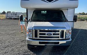 2020 32ft Class C Sun seeker Forester