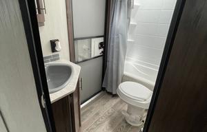 2019 Cherokee Forest River. Sleeps 10!