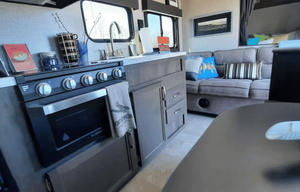2021 Jay Flight SLX 8 264BH RV rental photo 4