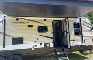 2019 Keystone Hideout 31