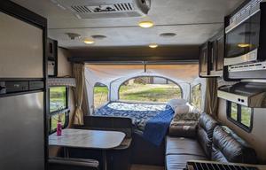 2017 Dutchmen RV Kodiak Ultra Lite 186E
