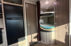 2020 Coachman Catalina Summit Series 261BHS (5664)