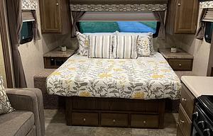 2018 Forest River RV Flagstaff Micro Lite 21FBRS