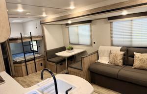 2025 Gulf Stream RV Enlighten 27BHS Fully Loaded