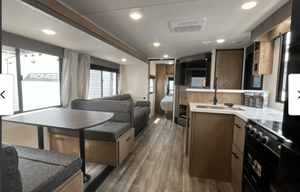 2025 Campsite Ultra – Bunks, Delivery, Sleeps 8