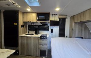 AR's Salaam fsx 179DBK (off-grid capable)