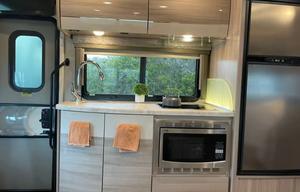 C1*NEW*2022 LUXURY Mercedes - Sleeps 6 -Great MPG