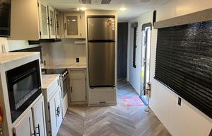 Salem FSX Platinum 270RTKX Toy Hauler