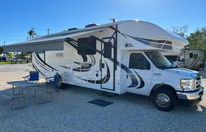 The Rock: Roomy • Bunkhouse • Family Size • WiFi
