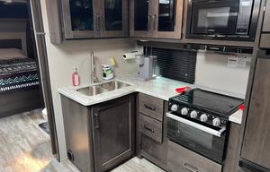 2022 Grand Design Transcend Xplor 321BH