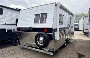 2021 Retro Holiday House Camper