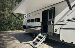 Luxury Bunkhouse RV | Stress-Free Delivery