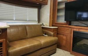 2008 monaco knight coach 40DFT